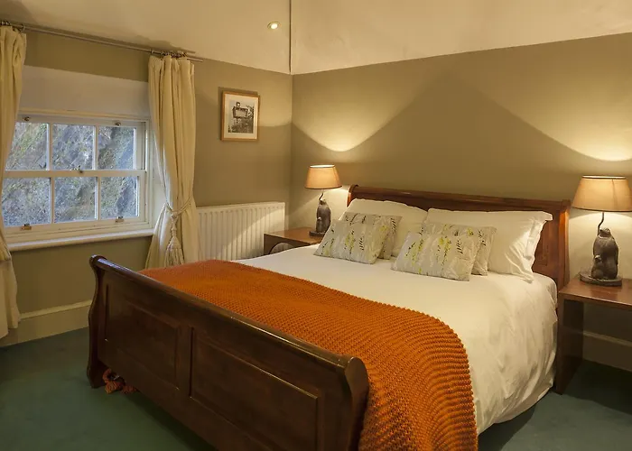 The Millhouse 3*